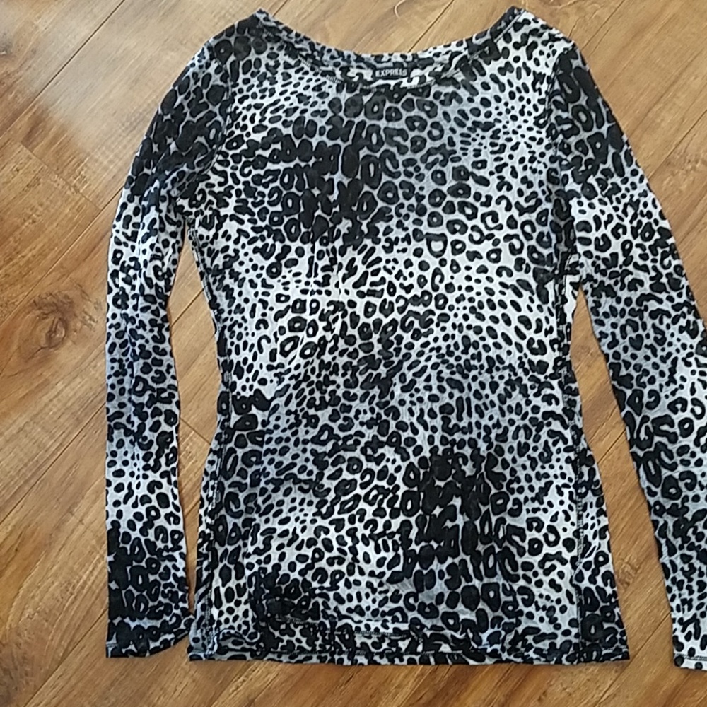 Express Women's Tee